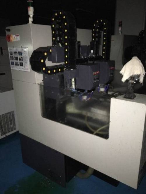 抵帐急售50台远洋13年HK-500精雕机及其他设.